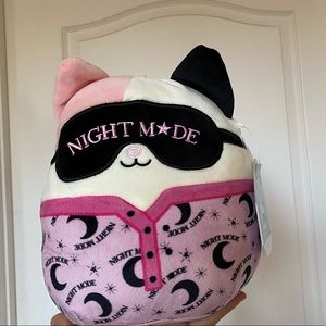 NWT Katsla the Cat Squishmallow